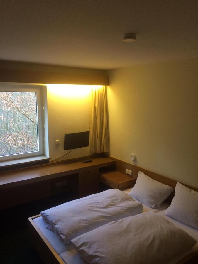 Autobahnraststatte Und Hotel Riedener Wald Ost Hausen  Luaran gambar